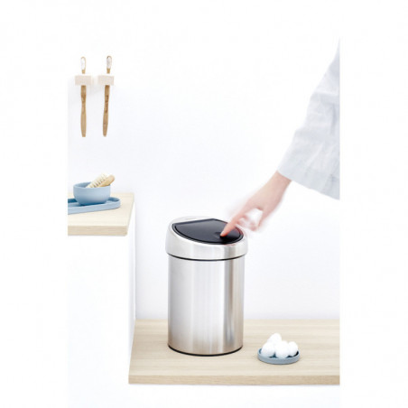 Cos de gunoi Brabantia Touch Bin 647211, 3 L, Deschidere lina si silentioasa, Montare pe perete, Inox/Mat