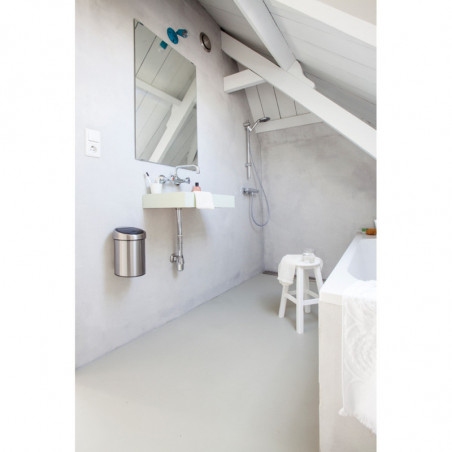 Cos de gunoi Brabantia Touch Bin 647211, 3 L, Deschidere lina si silentioasa, Montare pe perete, Inox/Mat