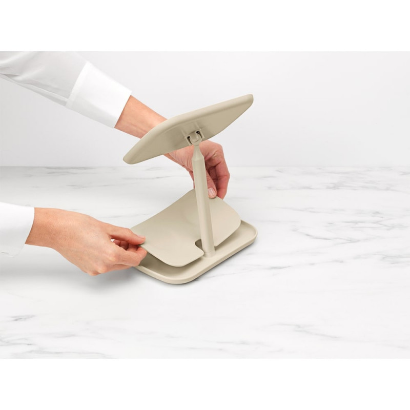 Oglinda cu suport pentru accesorii Brabantia ReNew 1006271, 28.3x20x12.6 cm, Baza antiderapanta, Reglabila la 360°, Bej