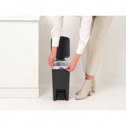Coș cu pedală Brabantia StepUp 1008476, 10 L, Materiale ecologice, Deschidere mare, Gri închis