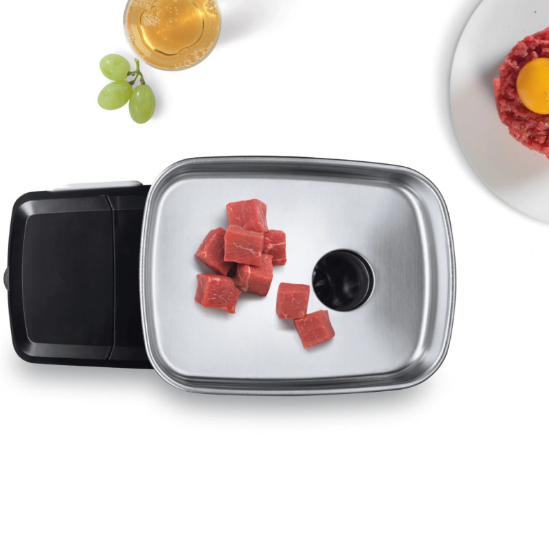 Mașină de tocat carne Bosch MFW68660, 2200W, atașament pentru roșii și cârnați, invers, 4,3 kg/min, Inox
