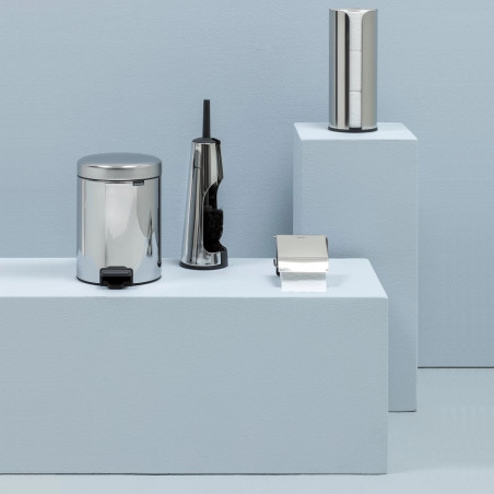 Cos de gunoi cu pedala Brabantia NewIcon 649010, 5 L, Inchidere lina, Baza anti-derapanta, Inox