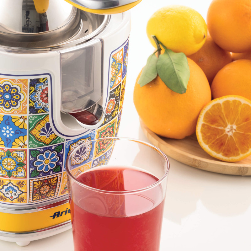 Presă pentru citrice Ariete Positano JUICER 0413/0P, 85W, Corp metalic, Funcționare silențioasă, 2 atașamente, Alb/galben