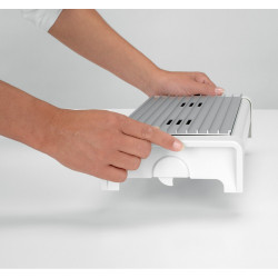 Tava servire la cald Brabantia 646996, 2 incalzitoare, Grill din aluminiu, Manere reci, Alb/Negru