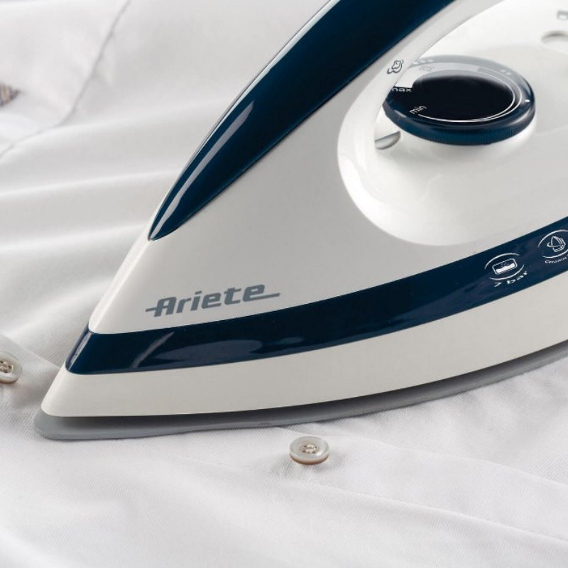 Statie de calcat cu aburi Ariete STEAM POWER PRO 5571/00, 2400W, 7 bar, 1.8 L, Placa ceramica, Degresant, Functie economisire energiei, Alb/Albastru