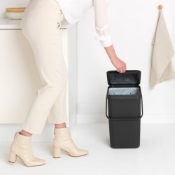 Cos de gunoi colectare selectiva Brabantia Sort&Go 1003237, 25 L, Maner, Montabil pe perete, Gri inchis