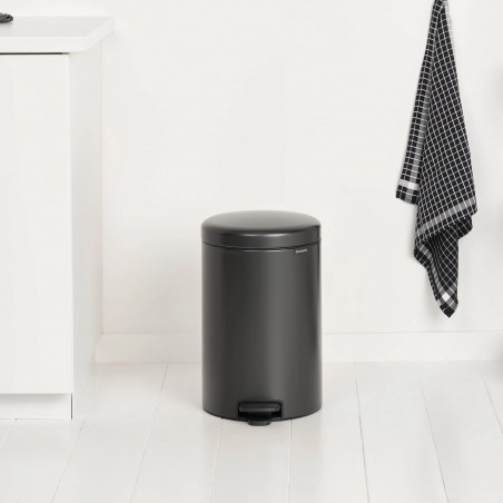 Cos de gunoi cu pedala Brabantia NewIcon 1008846, 20 L, Inchidere lina, Baza antiderapanta, Gri inchis