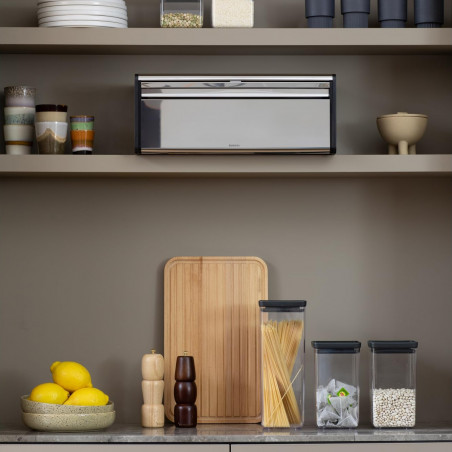 Cutie pentru paine Brabantia Fall Front 646848, 18 L, 46.5x25 cm, Montare pe perete, Inox