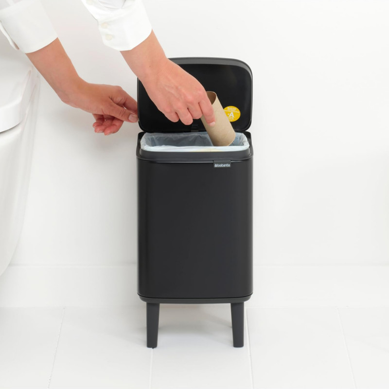 Cos de gunoi Brabantia Bo Small Hi 1006641, 4 L, Deschidere lina si silentioasa, Baza antiderapanta, Negru