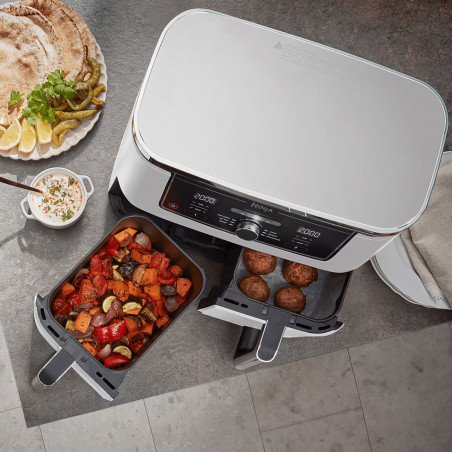 Friteuza dubla cu aer cald Ninja AF400EUWH, 2470W, 9.5 L, 6 programe, 40-240°C, Zone independente, Alb