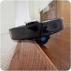 Aspirator robot Shark PowerDetect RV2820VEEU, 650W, 0.3 L, 360° LiDAR, Autonomie pana la 110 min, DirtDetect, Negru