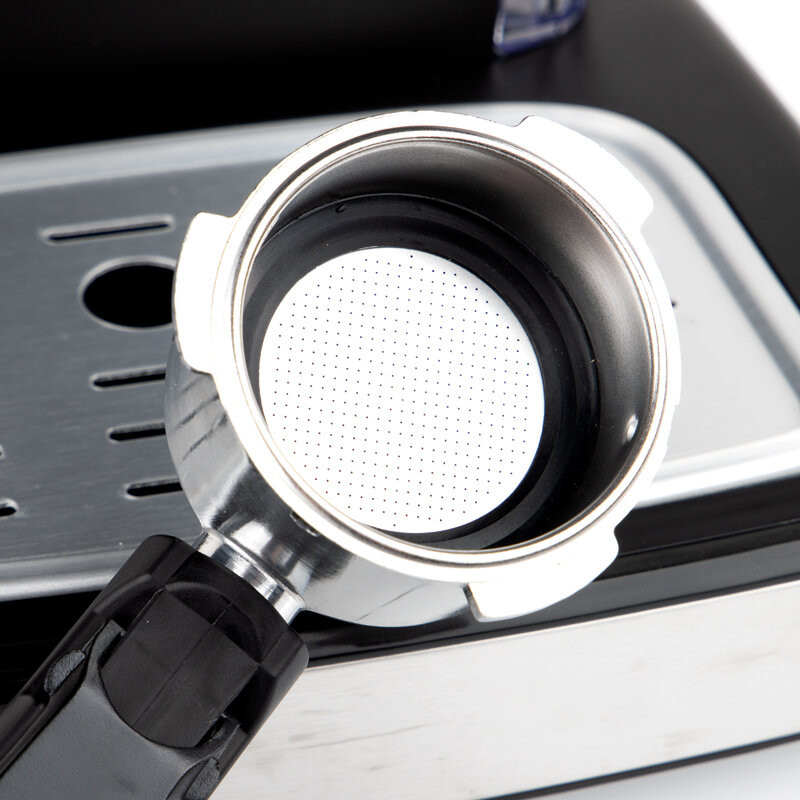 Espressoare Crown CEM-1525, 850W, 15 bar, 1.2 l, Încălzire cești, Abur, Rezervor mobil, Disc cremă, Negru