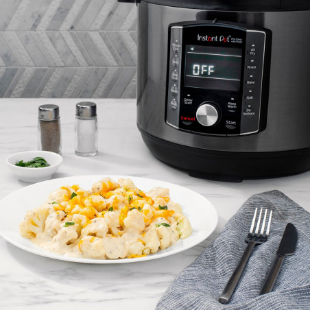 Instant Pot Pro Crisp + Air Fryer 140002701, 1500 W, 7.6 L, 11 programe, coș Air Fryer, afișaj LCD, negru
