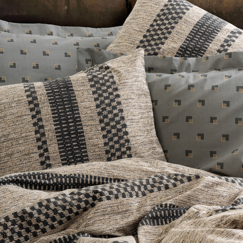 Lenjerie de pat Cotton Box 129CTN4282, 100% bumbac, 4 piese, Cearsaf plapuma 200x220 cm, Cearsaf pat 240x260 cm, Fatade perna 50x70 cm, Maro/Gri