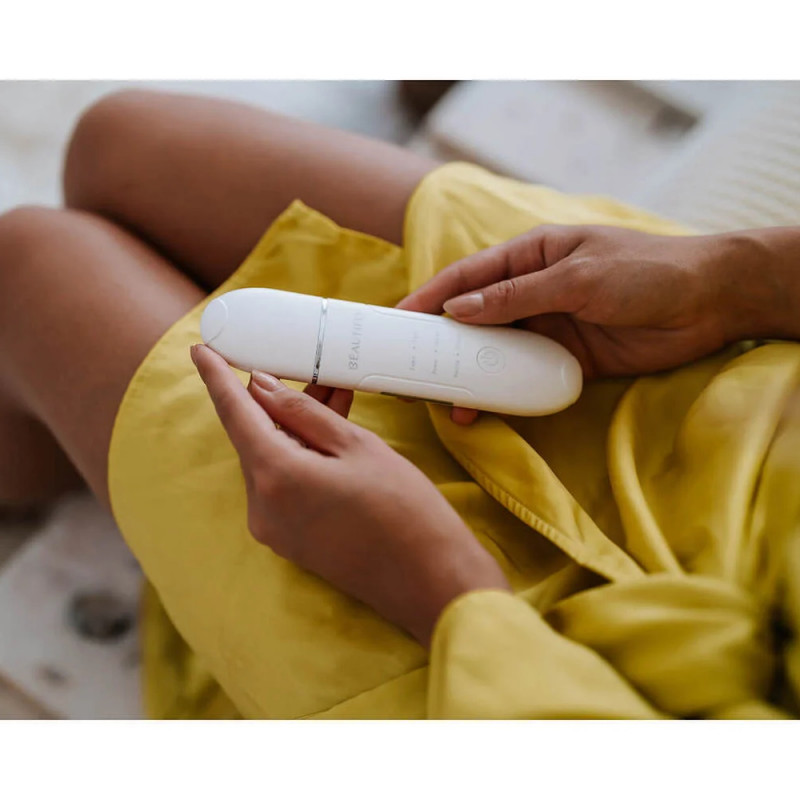 Curățător facial cu ultrasunete Beautifly B-Scrub Young, electrostimulare, exfoliere, reduce punctele negre și acneea, ioni, alb