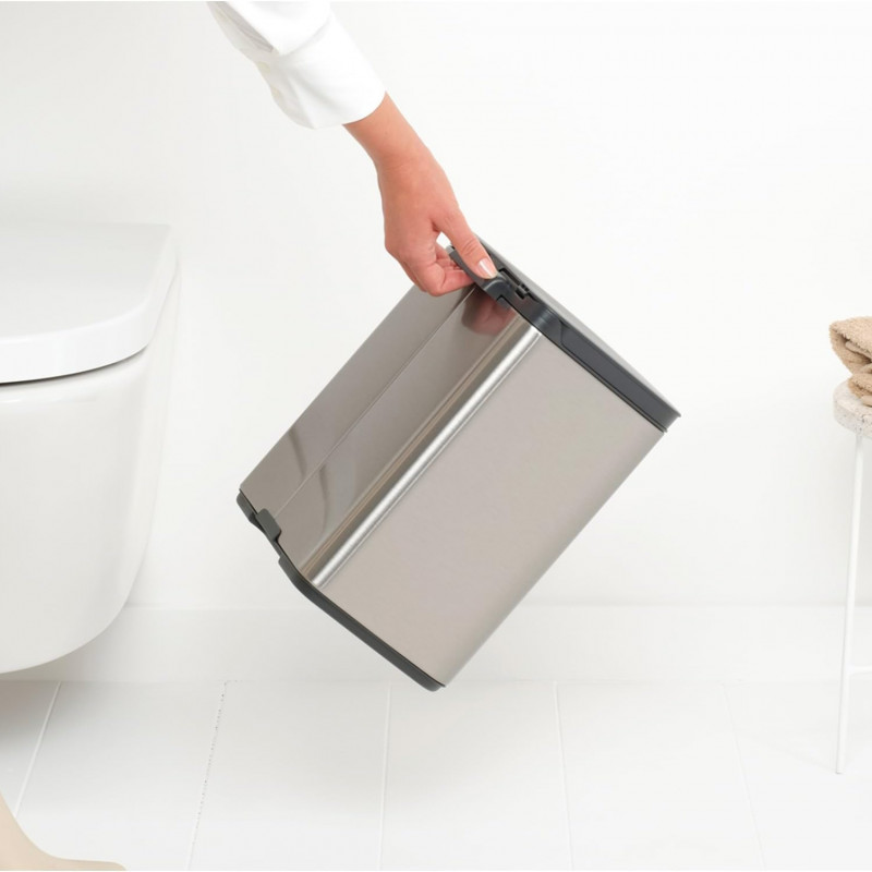 Coș de gunoi Brabantia Bo Small 1006632, 7 l, Deschidere lină și silențioasă, Bază antiderapantă, Rezistent la amprente, Oțel inoxidabil/Mat