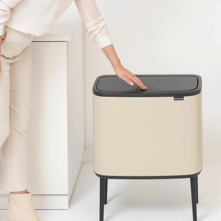 Brabantia Bo Touch 1005547, 11+23 l, Fierbere lină și silențioasă, Deschidere Golam, Bej