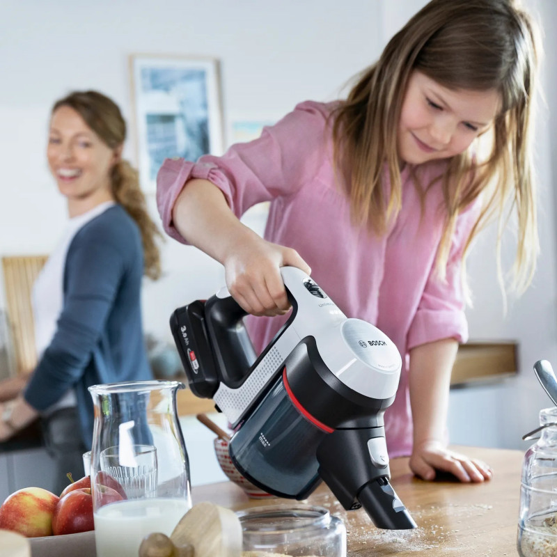 Aspirator vertical Bosch Unlimited 7 BBS711W, 300 ml, Motor TurboSpin, Lumini LED, Autonomie 40 min, Alb/Negru