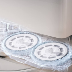 Aspirator robotizat Roborock Q Revo Max V, 7000Pa, 180 min, 300 m2, Dry/Mocro, Wi-Fi, PreciSense® LiDAR + Reactive AI, Asistent vocal, alb
