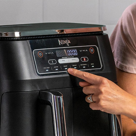 Friteuza cu aer cald Ninja AF300EU, 2470W, 7.6 L, 6 programe, 2 zone de gatit independent, Negru