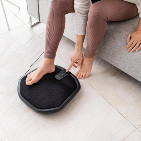 Aparat de masaj Beurer FM 70, 36W, Shiatsu, spate și picioare, 18 capete, 3 viteze, încălzire, husă, negru