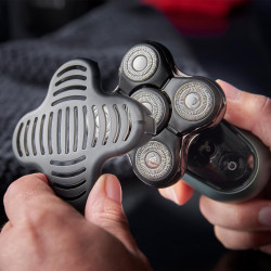 Aparat de ras pentru cap Remington RX7 XR1600 Ultimate Series, Autonomie 60 min, Impermeabil, Cap detasabil, Turbo, Lame din otel, Indicatoare, Negru/Verde