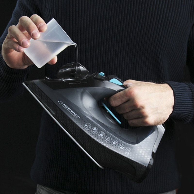 Fier de calcat fara fir Esperanza EHI010, 2600W, Placa ceramica, 300 ml, Uscat + abur, Autocurstare, Calcare verticala, Negru