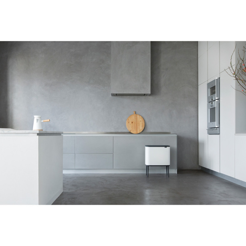 Coș Brabantia Bo Touch 651118, 3x11 l, Deschidere lină și silențioasă, Deschidere mare, Gri închis