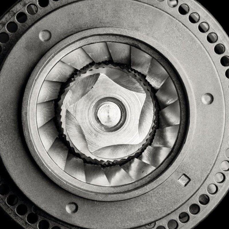 Espressor automat Krups Arabica Latte EA819E10, 1450W, 15 bar, 1.7 l, LCD, 5 programe, 3 functii, 3 setari de temperatura si aroma, Milk Comfort / One Touch Cappuccino, Negru