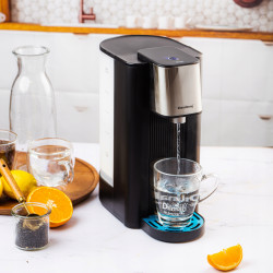 Distribuitor de apă caldă Klausberg KB 7877, 2600W, 2.5l, 95°C, 400-500ml/min, Indicator nivel apă, CE, RoHS, Negru