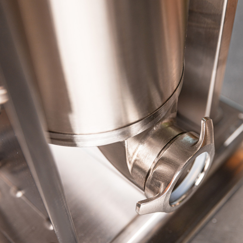 Mașină de umplut cârnați Klausberg KB 7930, 5 kg, Manuală, 4 duze din oțel, Supapă de sângerare, Cilindru de rulare, Inox