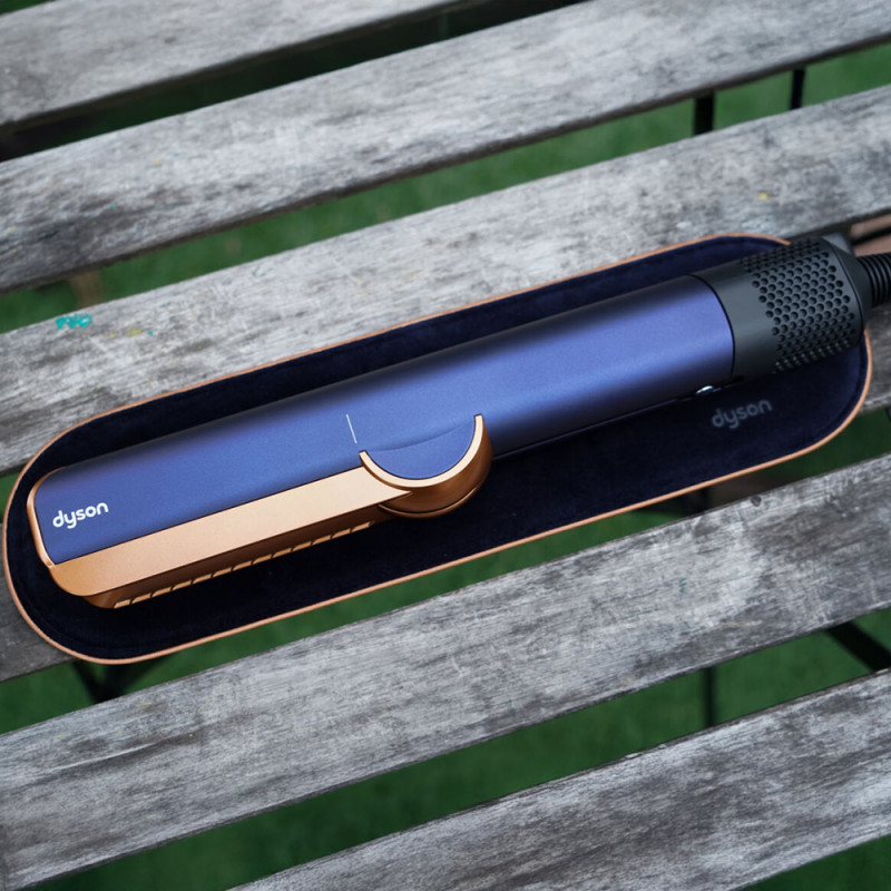 Placa pentru par cu uscare Dyson HT01 Airstrait Bco/Dbu, 1600W, 140°C, Ionizare, 6 trepte de temperatura, LCD, Albastru/Cupru