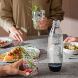 Комплект бутилки SodaStream Fuse за газиране, 1 л, 2 бр, Без BPA, Съвместими с DUO, ART, TERRA, GAIA, Черен
