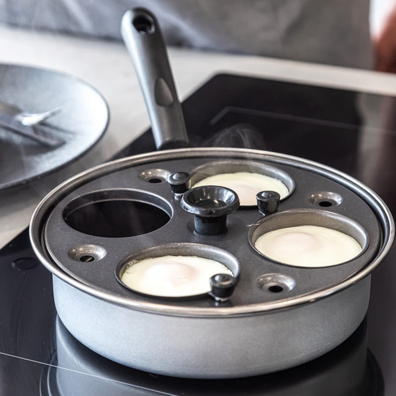 Tigaie pentru oua benedict KitchenCraft KCPOACH4, 21 cm, 5 l, Capac, 4 forme detasabile, Functie tigaie adanca, Inductie, Inox/Argintiu