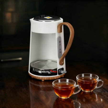 Fierbător electric Adler AD 1352, 2200W, 1,7 l, STRIX, bază rotativă, oprire automată, alb