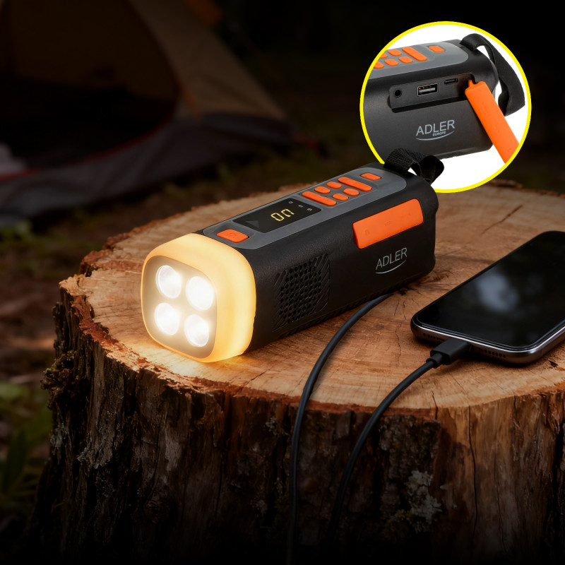 Adler AD 1920 Radio de urgență, panou solar / dinamo portabil / USB-C, 4500 mAh, Bluetooth, afișaj LED, negru / portocaliu