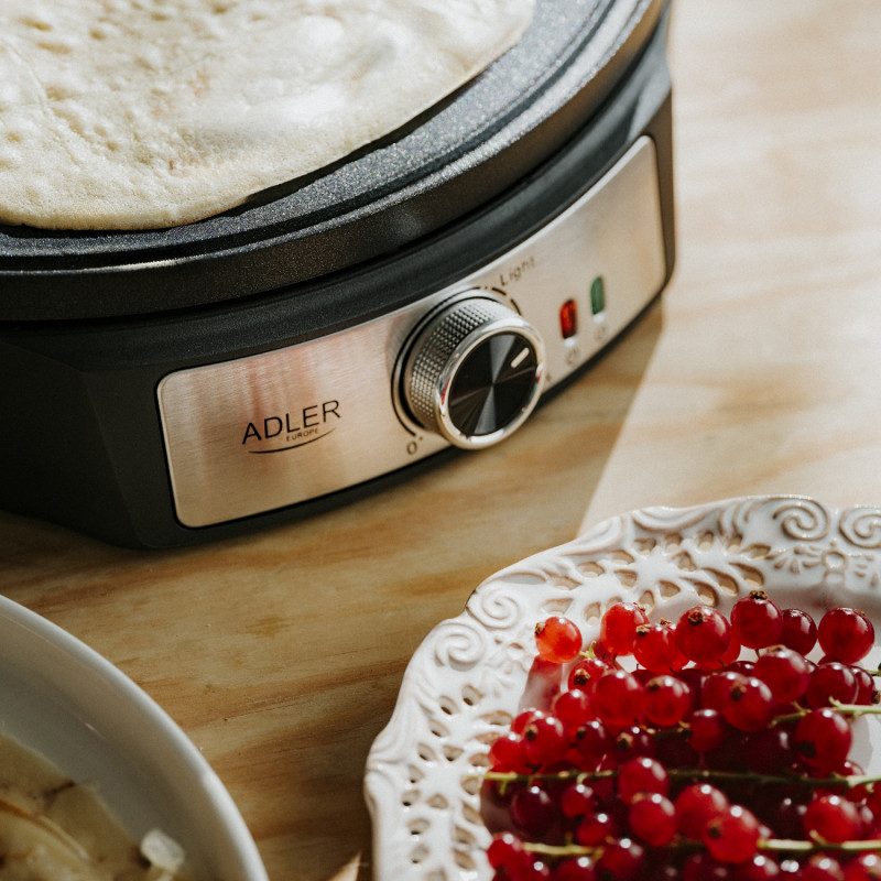 Aparat pentru clătite Adler AD 3093, 1600W, 30 cm, Ustensile incluse, Negru/Inox