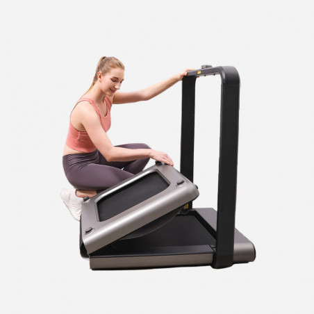 Banda de alergare Xiaomi KingSmith WalkingPad X21, 918W, Până la 110 kg, 0.5/12 km / h, Indicator de valoare măsurată, Aplicație mobilă, OLED, Protecția copilului, Pliabil, Negru
