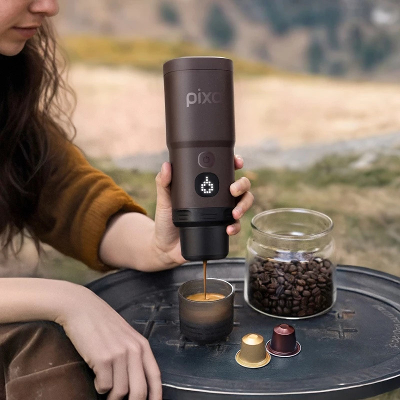 Espressor portabil Wacaco Pixapresso, 20 bari, 210 ml, Cafea macinata si capsule NS/Nespresso, 9000 mAh, Maro