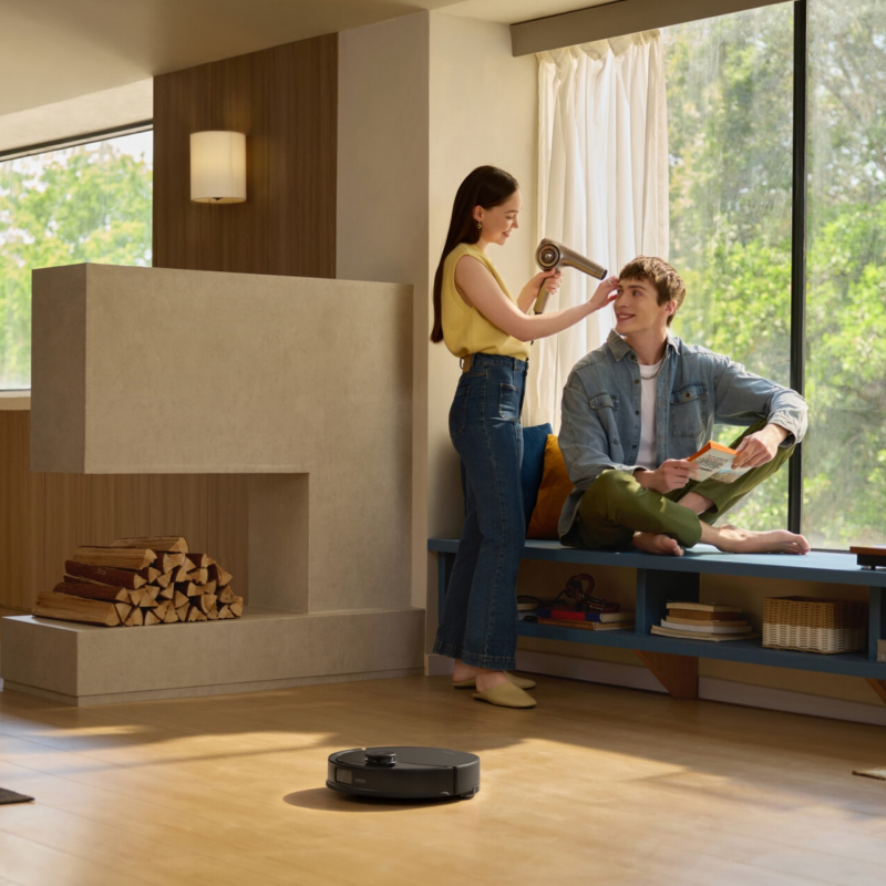 Aspirator robot Roborock Q10 PF+, 10000 Pa, 150 min, 0,35 L, Wi-Fi, uscat/umed, ridicare automată a mopului, LiDAR 360°, cartografiere 3D, control vocal, negru