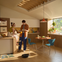 Aspirator robot Roborock Q10 PF+, 10000 Pa, 150 min, 0,35 L, Wi-Fi, uscat/umed, ridicare automată a mopului, LiDAR 360°, cartografiere 3D, control vocal, negru