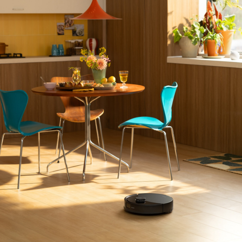 Aspirator robot Roborock Q10 PF+, 10000 Pa, 150 min, 0,35 L, Wi-Fi, uscat/umed, ridicare automată a mopului, LiDAR 360°, cartografiere 3D, control vocal, negru