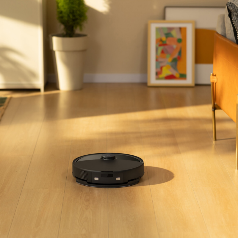 Прахосмукачка робот Roborock Q10 PF+, 10000 Pa, 150 мин, 0.35 л, Wi-Fi, Сухо/мокро, Автоматично повдигане на мопа, 360° LiDAR, 3D картографиране, Гласово управление, Черен