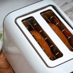 Prajitor de paine Oliver Voltz OV51440H, 800W, 4 trepte, 3 functii, Timer, Auto-centrare, Alb