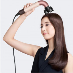 Dyson HD17 Supersonic r Ceramic Pink/Rose Gold Uscător de păr pentru păr drept și ondulat 113332-01, 1700 W, 4 setări inteligente de temperatură, 3 viteze, ionizare, recunoaștere RFID a accesoriilor, protecție pentru scalp, roz ceramic/aur roz