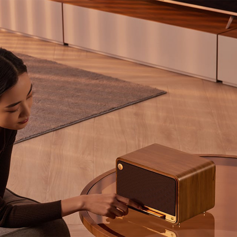 Boxa Edifier D32 BR, 60 W, Baterie pana la11 h, Audio de inalta rezolutie/wireless, Bluetooth 5.3, Wi-Fi, Apple Airplay2, DRC, DSP, Carcasa din lemn, Maro