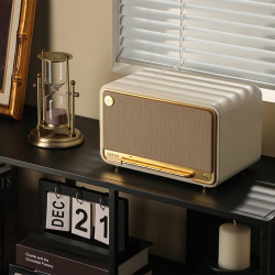 Boxa Edifier D32 WH, 60 W, Baterie pana la 11 h, Audio de inalta rezolutie/wireless, Bluetooth 5.3, Wi-Fi, Apple Airplay2, DRC, DSP, Carcasa din lemn, Alb