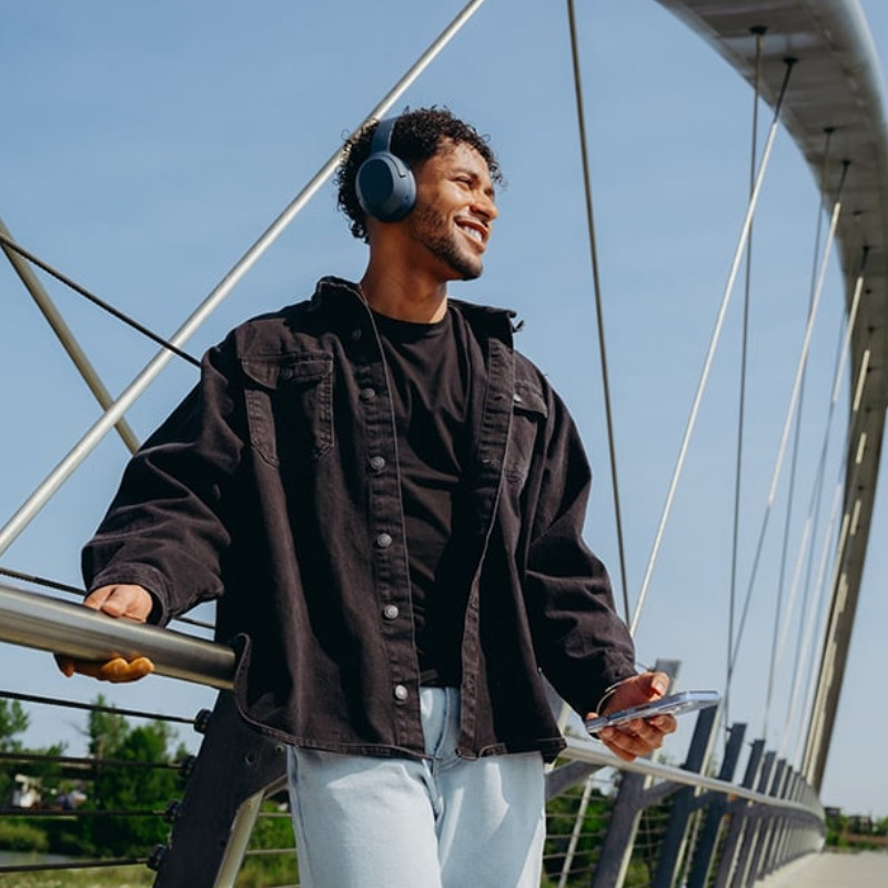 Casti fara fir Edifier W820NB Plus V25 Navy, 40 mm, 80 h, A.I, Difuzoare dinamice acoperite cu titan, Bluetooth V6.1, ANC, Hi-Res, Albastru închis