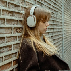 Casti fara fir Edifier WH950NB Ivory, 40 mm, 55 ore, Difuzoare dinamice acoperite cu titan, 3 moduri, Timer, Bluetooth V5.3, ANC, ENC, Hi-Res, Bej