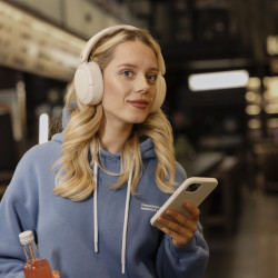 Căști wireless Edifier W800BT Pro IV, 40 mm, 45 ore, A.I., difuzoare dinamice cu acoperire din titan, ANC, BT V5.4, Hi-Res, Multipoint, moduri EQ, ConneX, bej